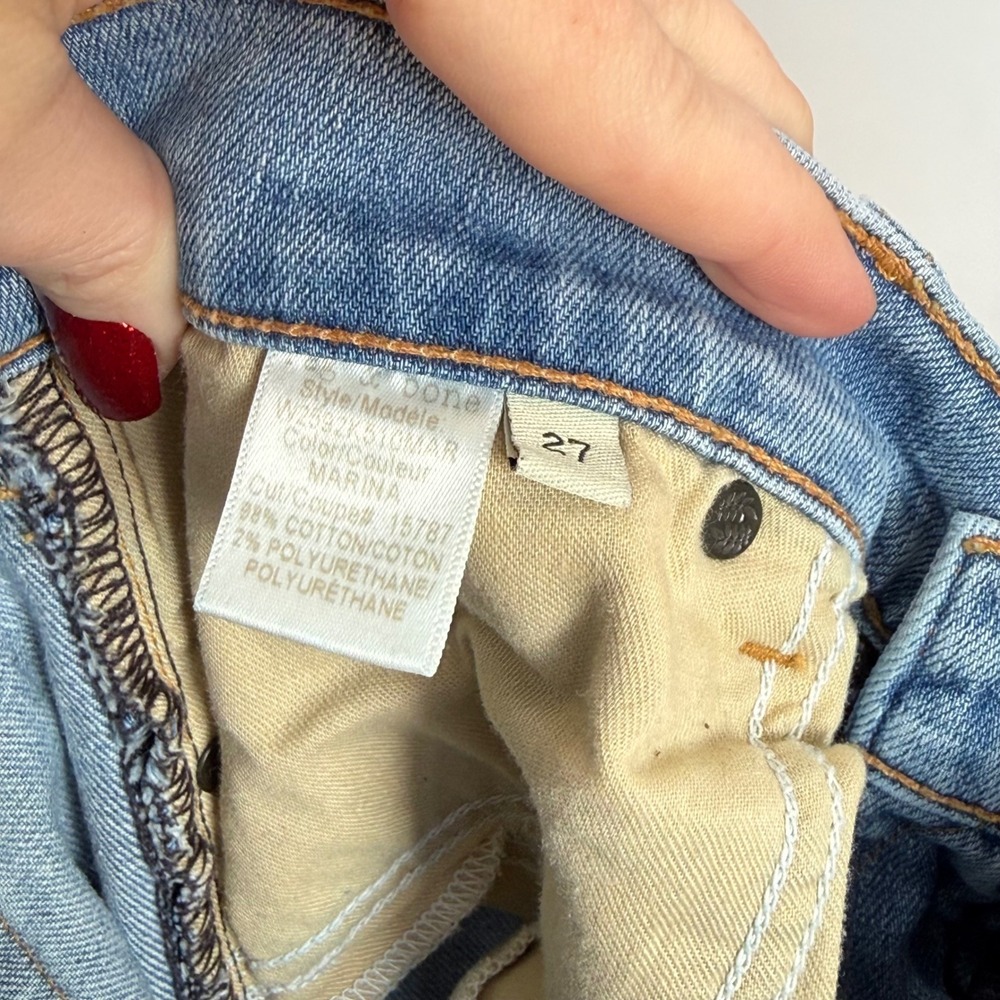 Rag & Bone Dre Capri Jeans Marina Light Wash Distressed Raw Hem Size 27 - Picture 9 of 9